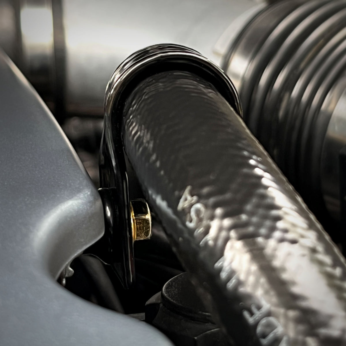 A/C Hose Support Bracket