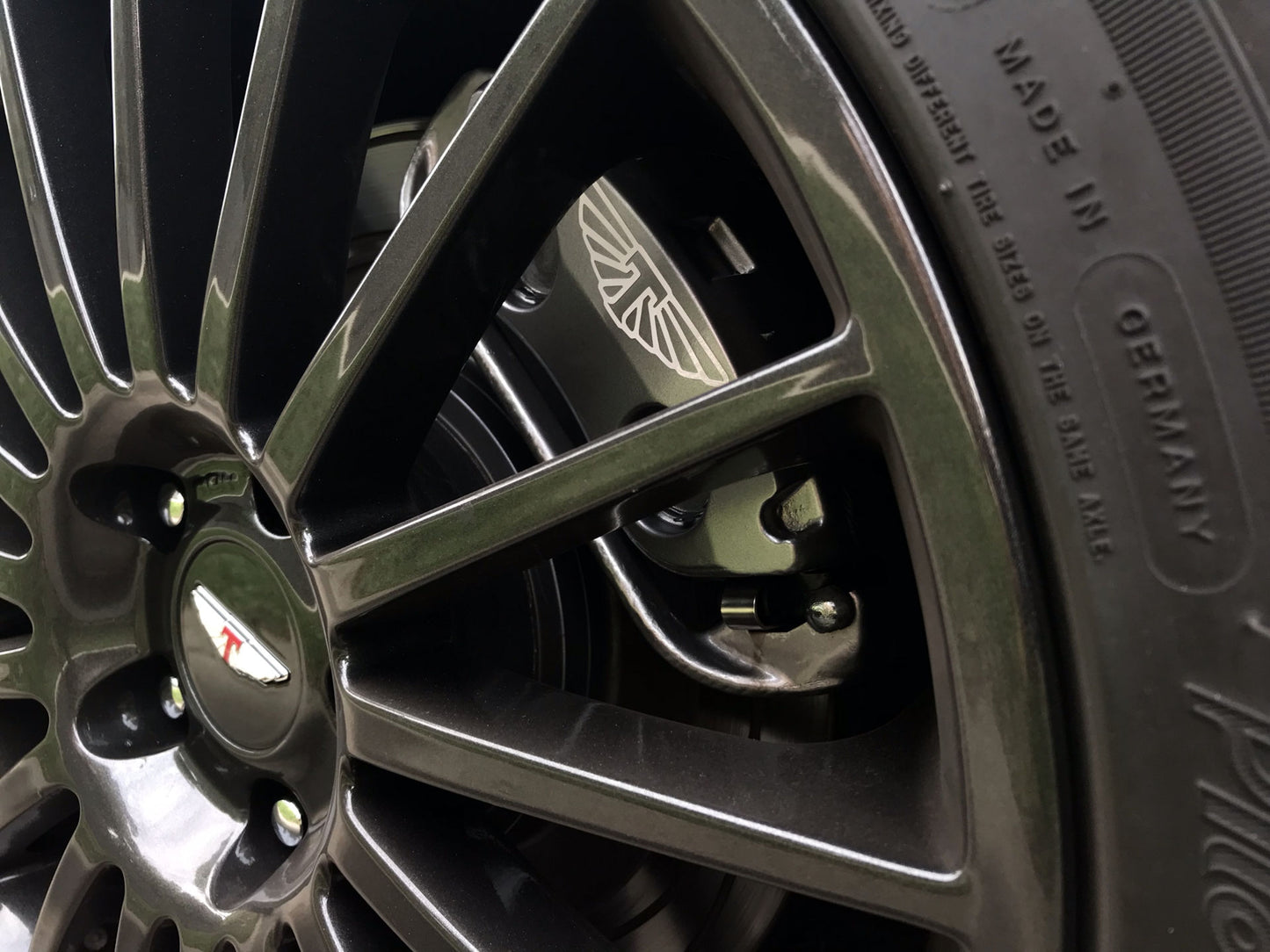 Decals for Tickford Premium spec front calipers (pair)
