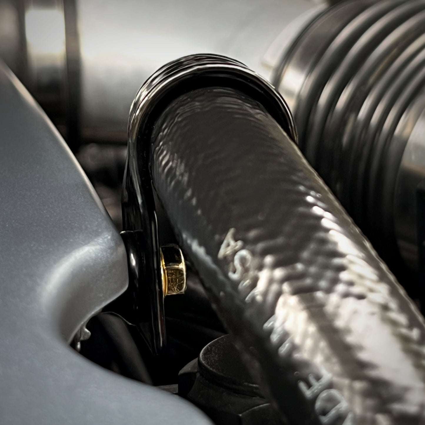 A/C Hose Support Bracket
